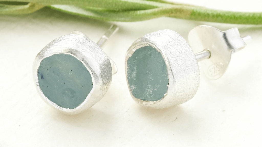 what is the birthstone for march