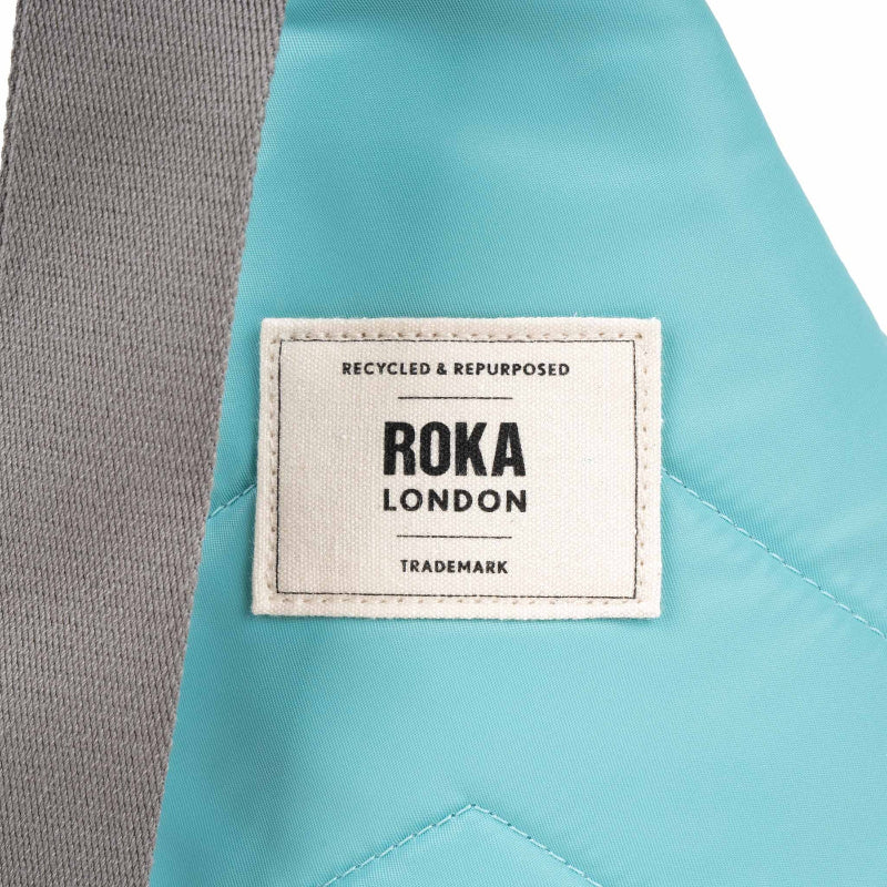 Roka Willesden Large Aquatic Awe Label