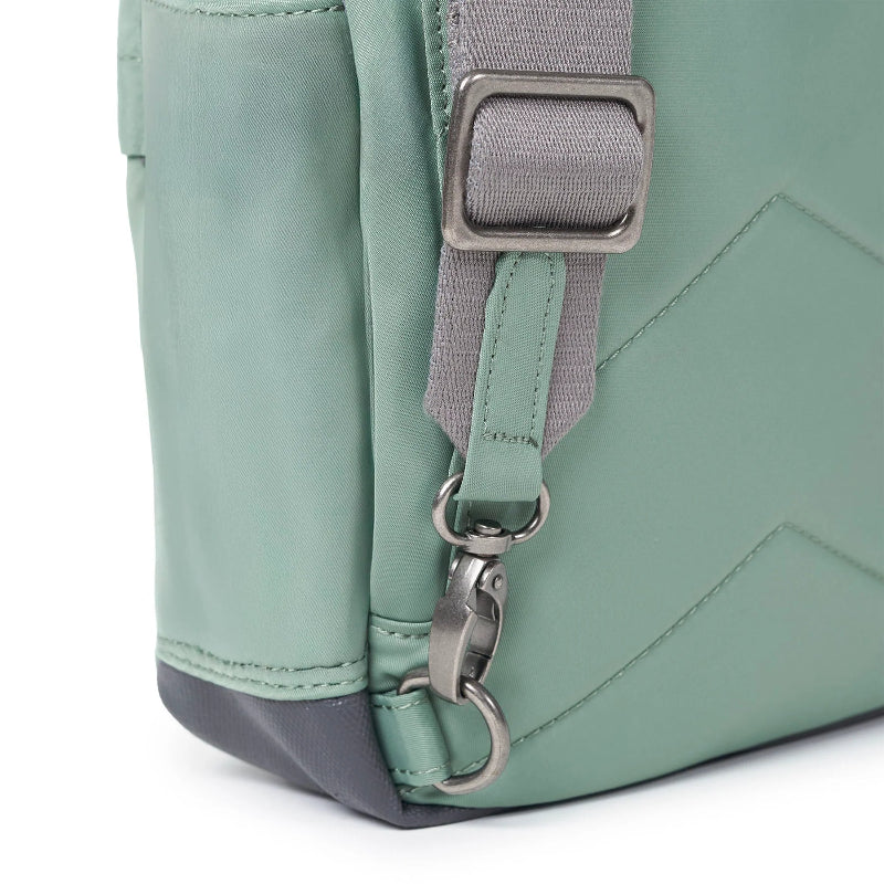 Roka Willesden Scooter Bag Frost strap detail