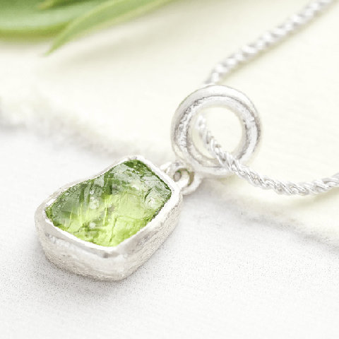 August birthstone necklace