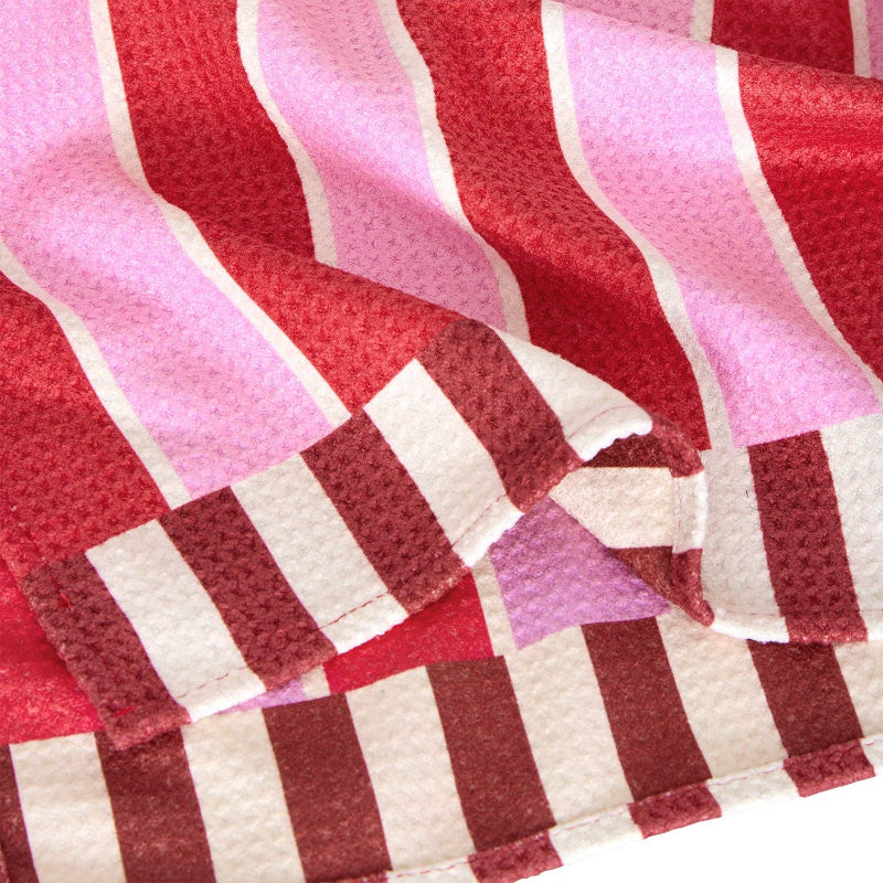 Dock & Bay Quick Dry Bath Towel Cherry Bomb  detail
