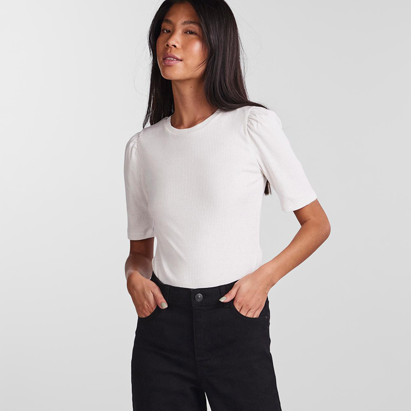 PIECES WOMENS T-SHIRT WITH PUFF SLEEVES IN WHITE