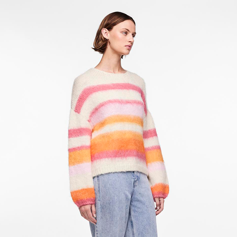 Pieces Dica Knit Jumper front model
