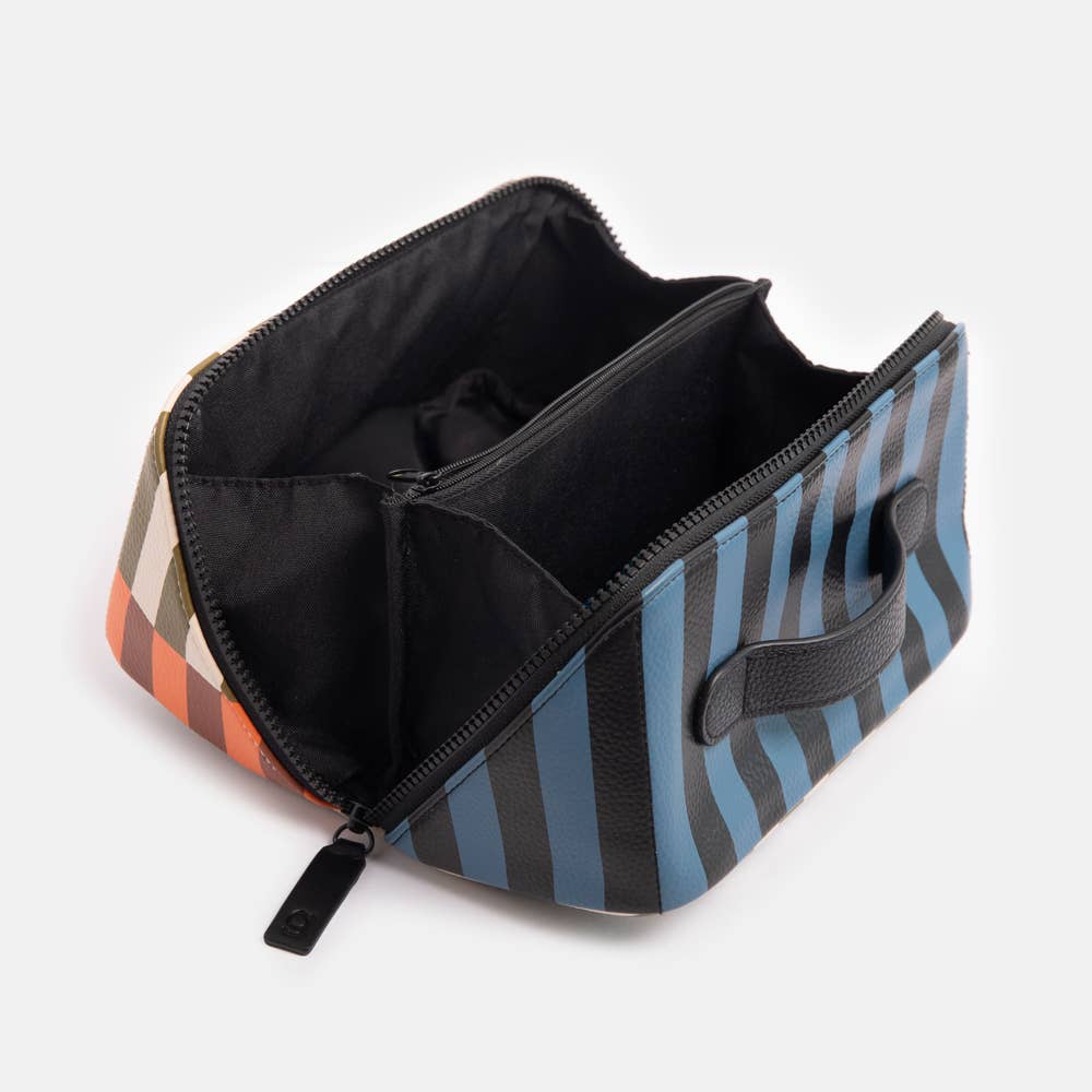 Stripe Diagonal Zip Large Washbag open