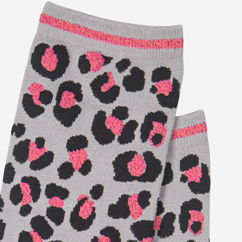 Women's Bamboo Ankle Socks Leopard Print Grey Pink