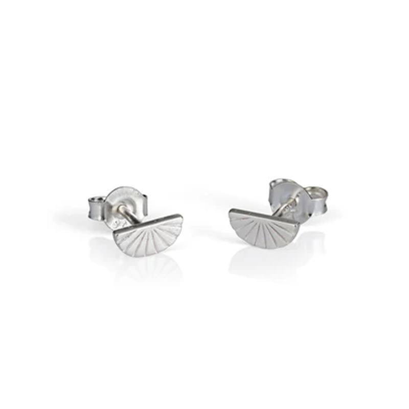 1 & 8 Silver Fan Studs