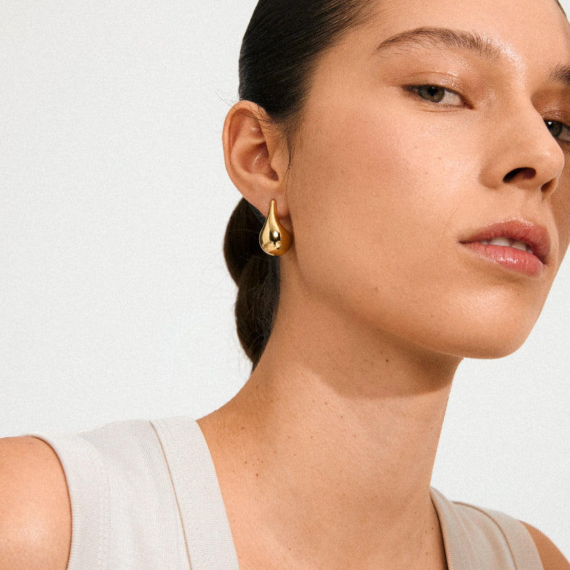 Pilgrim Juniper Earrings Gold-plated on model