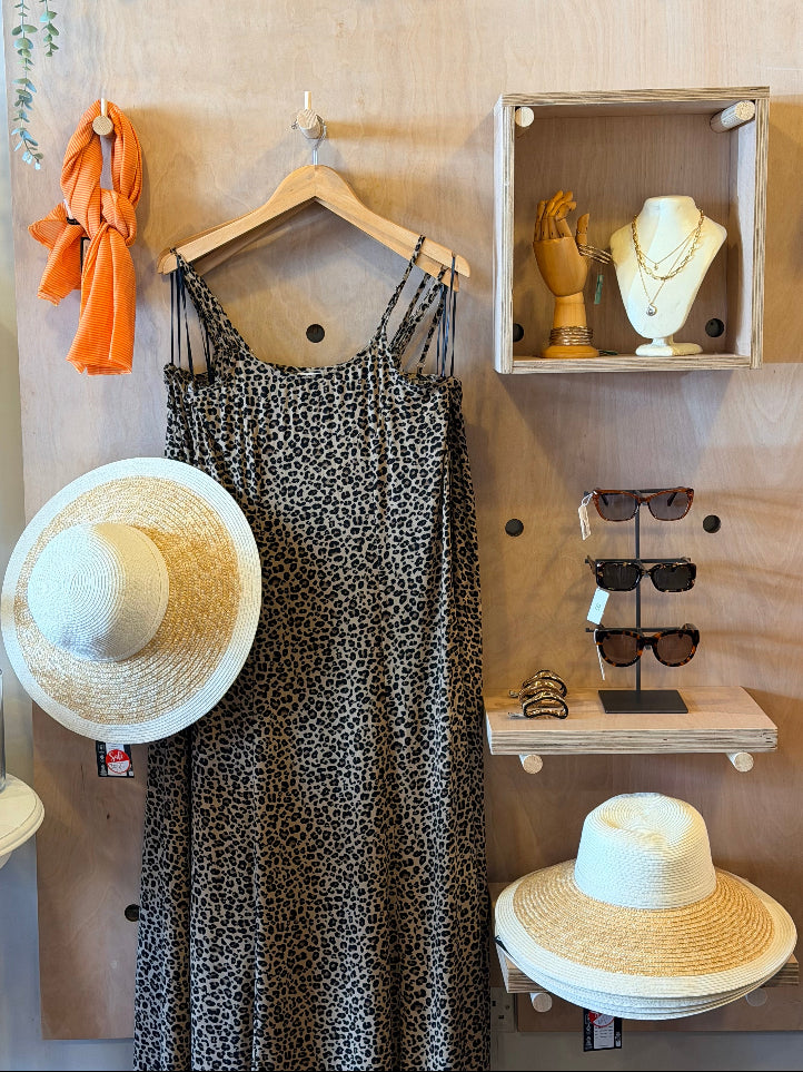 interior shot of sugarmango ladies boutique in Bournemouth
