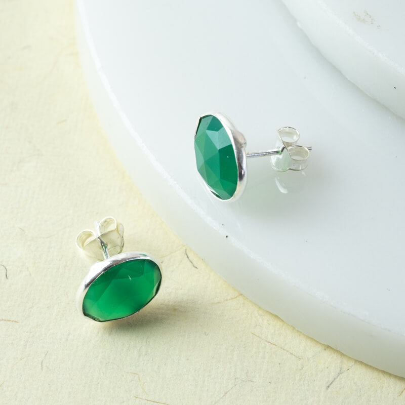 green onyx gemstone silver studs faceted ovals