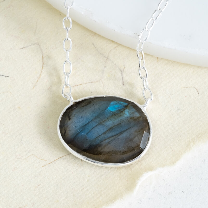 oval labradorite gemstone necklace silver