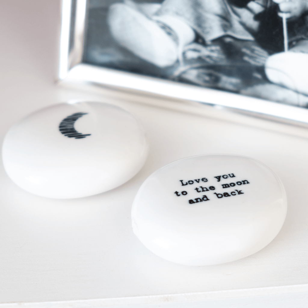 love you to the moon and back gift pebble