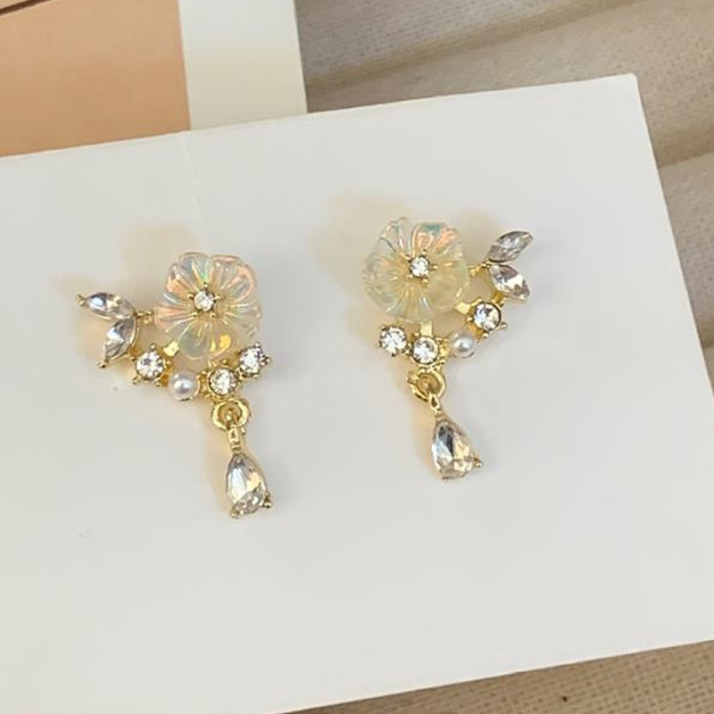 pearl flower drop earrings with sparkle