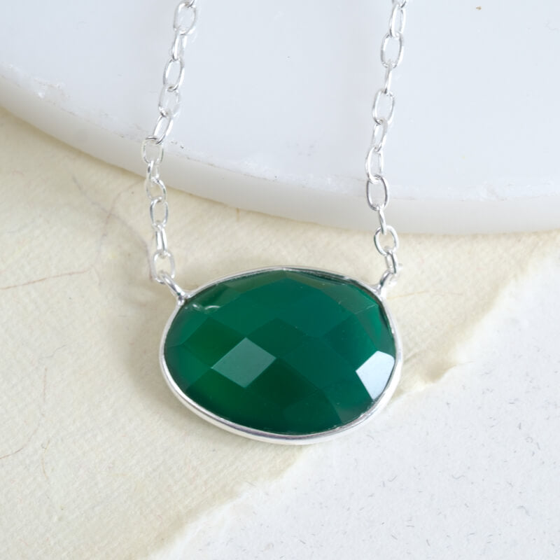 green onyx gemstone silver necklace